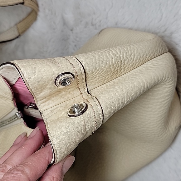 Coach Soho Collection Satchel Light Beige Pebble Leather Shoulder Tote Bag Bin6 - Picture 8 of 16